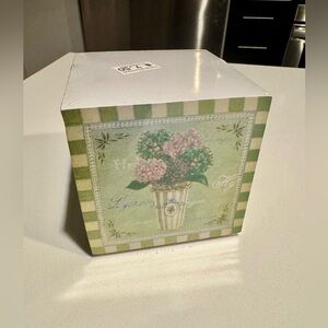 New with tags! French bouquet memo cube